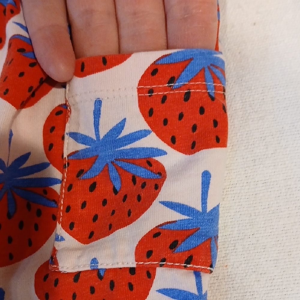 Hanna Andersson Red & White Strawberry Print One-Piece Bodysuit - Picture 3 of 6